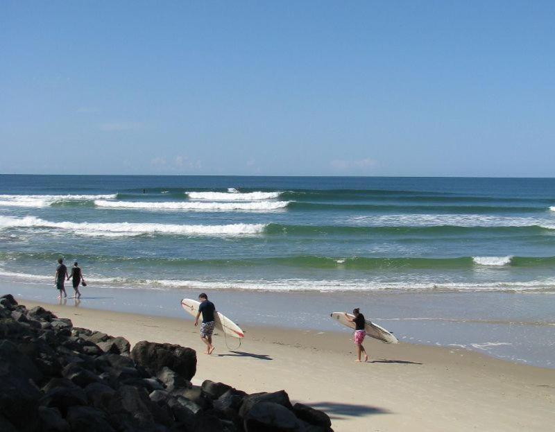 Caloundra Backpackers Albergue Exterior foto